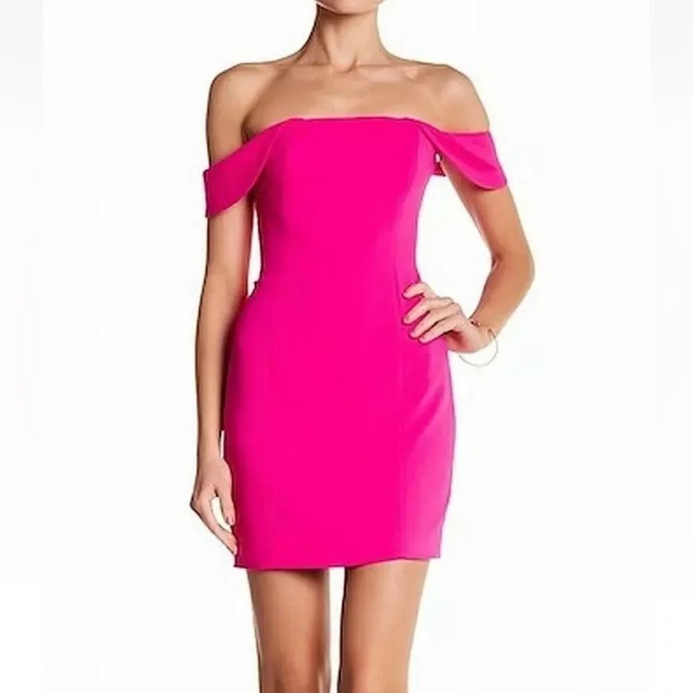 Jay Godfrey 161289 Women's Short Sleeve Cutout Mini Sheath Dress Fuchsia Sz 2